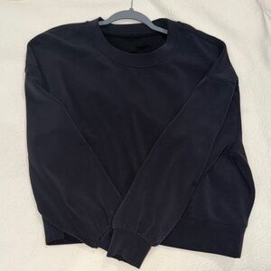 Lululemon black crewneck